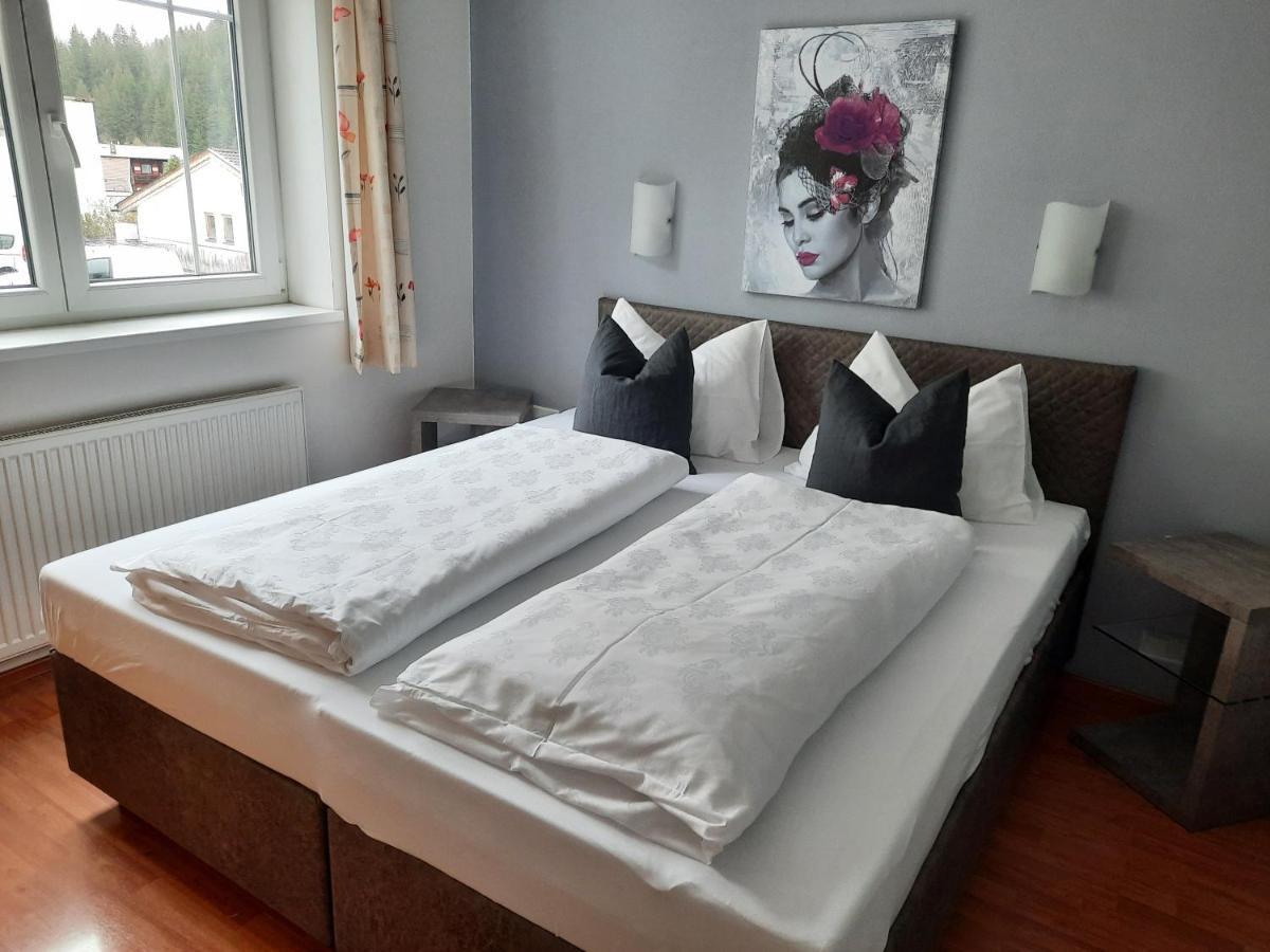 Apartments Kolmblick แกร์ลอส ภายนอก รูปภาพ