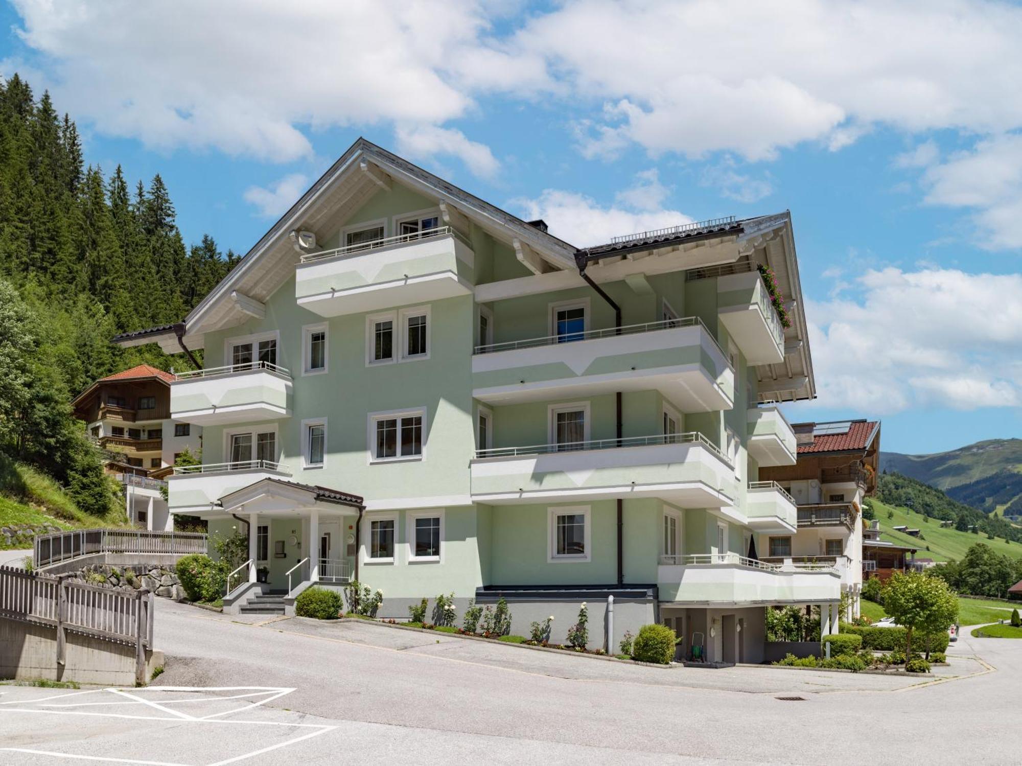Apartments Kolmblick แกร์ลอส ภายนอก รูปภาพ